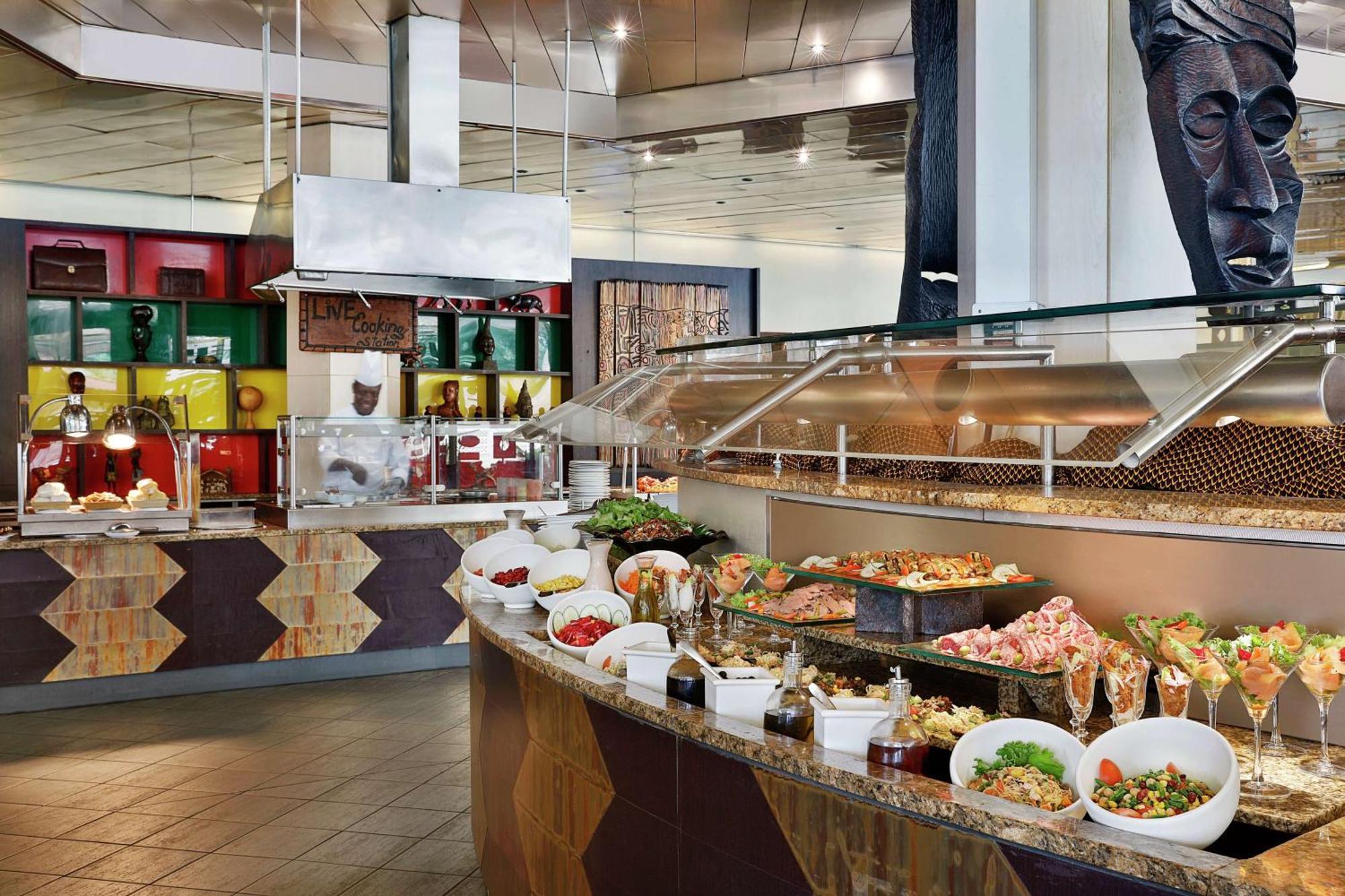Transcorp Hilton Abuja Hotel Екстериор снимка