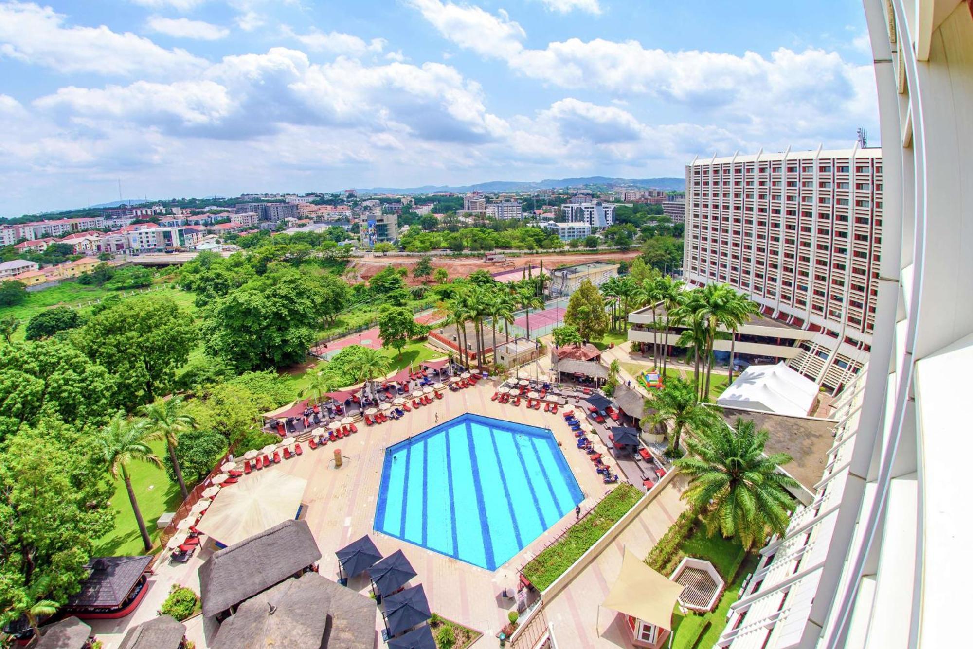 Transcorp Hilton Abuja Hotel Екстериор снимка