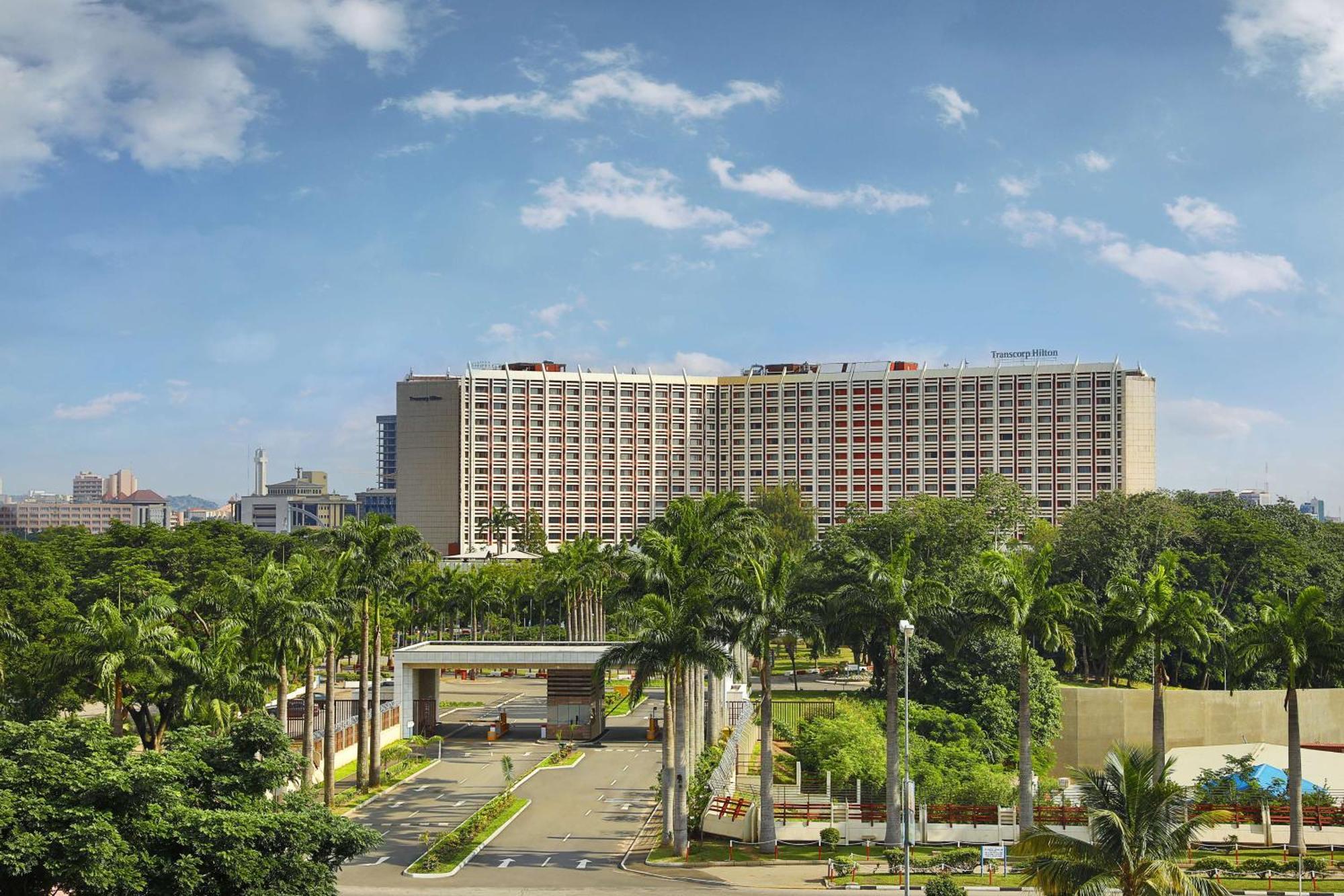 Transcorp Hilton Abuja Hotel Екстериор снимка